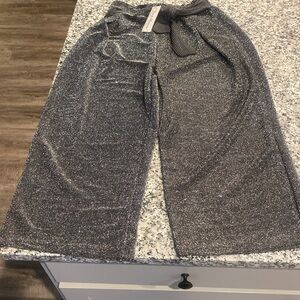 NWT Trend Blossoms sparkle pants